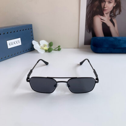 Gucci fashion sunglasses - Image 4