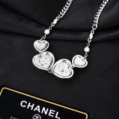Chanel Heart Elegant Necklace - Image 4