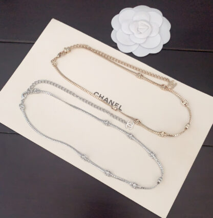 Chanel platinum flower cc necklace - Image 4