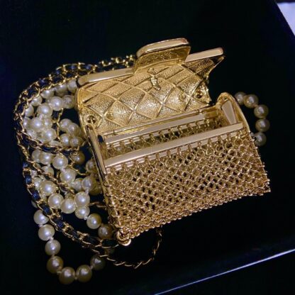 Chanel popular bags and necklaces - Image 5