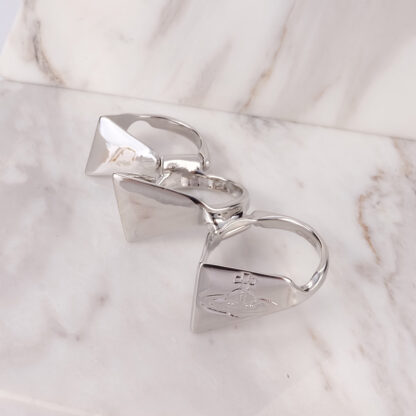 Vivienne Westwood three-section openable armor ring - Image 3