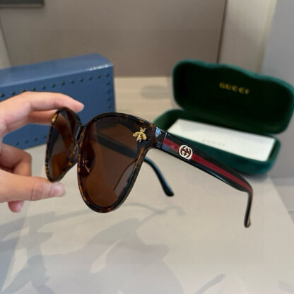 Gucci fashion sunglasses - Image 4