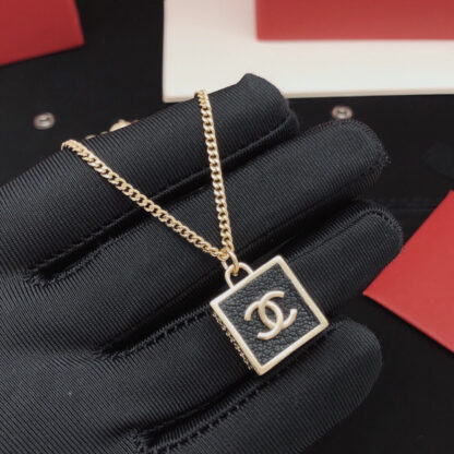 Chanel Cube Pendant Necklace - Image 4