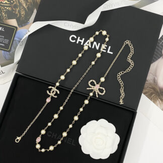 Chanel Pink Diamond Double C Bow Pearl Sweater Necklace