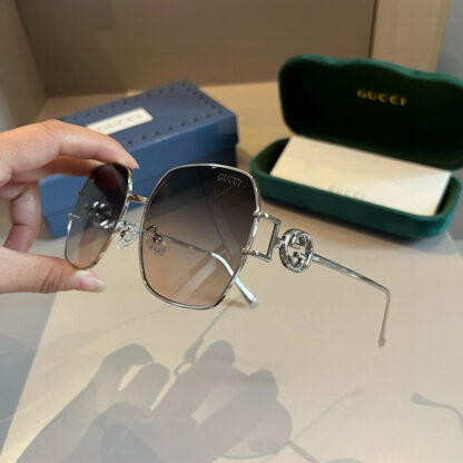 Gucci fashion sunglasses - Image 3