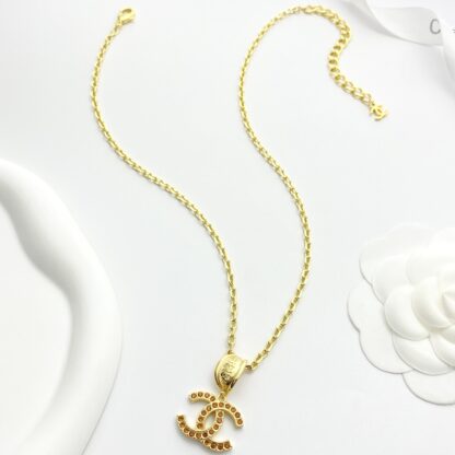 Chanel Vintage Red Brown Rhinestone Double C Necklace - Image 4