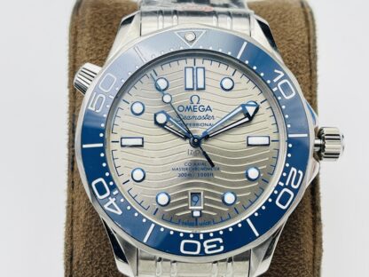 Omega Seamaster 300-meter Dive Watch - Image 4