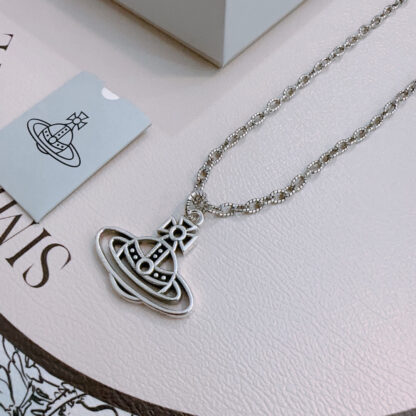 Vivienne Westwood classic large Saturn necklace unisex - Image 4