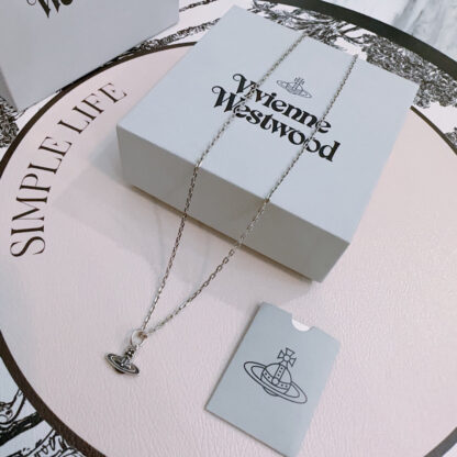 Vivienne Westwood classic large Saturn necklace unisex - Image 4