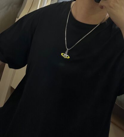 Vivienne Westwood classic large Saturn necklace unisex - Image 4