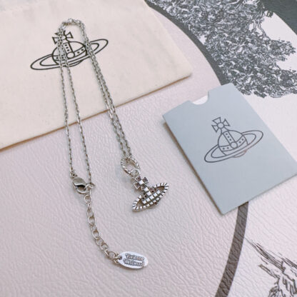 Vivienne Westwood classic large Saturn necklace unisex - Image 4