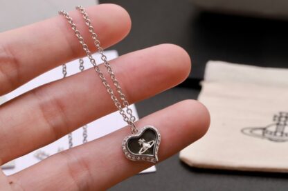Vivienne Westwood casual love planet necklace - Image 4