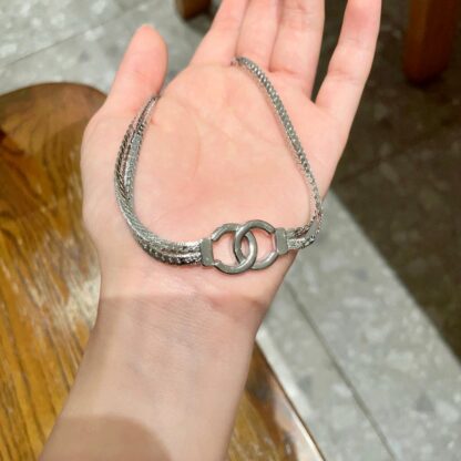 Chanel exquisite and elegant vintage necklace - Image 2