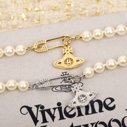 Vivienne Westwood Safety Pin Planet Pearl Bracelet - Image 4
