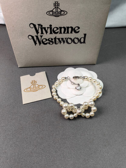 Vivienne Westwood Bow Pearl Bracelet - Image 4