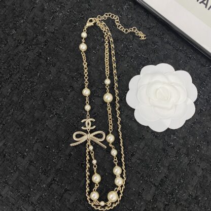Chanel Delicate Pearl Bow Double Necklace - Image 4