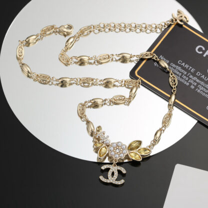 Chanel Camellia Gold Necklace - Image 4