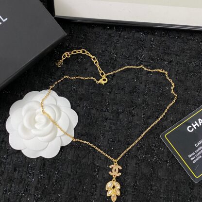 Chanel rhinestone double c wheat ear necklace - Image 4