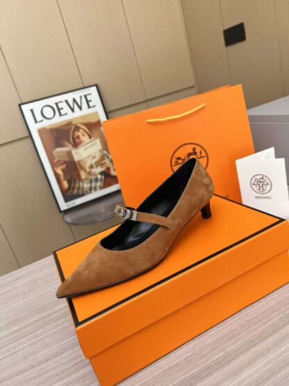 Hermès dark brown holiday must-have comfortable loafers - Image 4