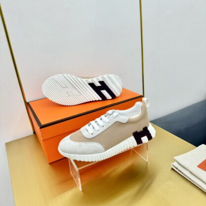 Hermès Spring and Summer Couple's Grey Apricot Colorblocking Sports Casual Shoes - Image 4