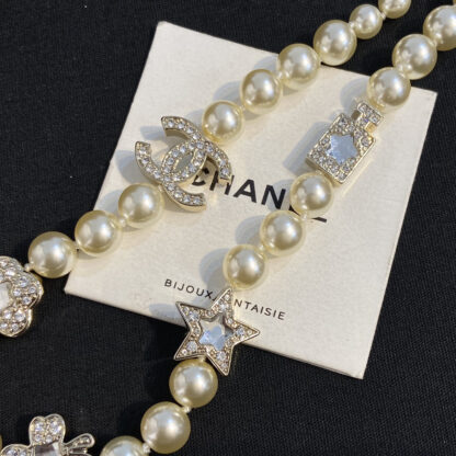 Chanel four-leaf clover star pearl necklace - Image 4