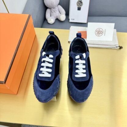 Hermès Spring and Summer Couple's Blue and Black Color Matching Sports Casual Shoes - Image 4