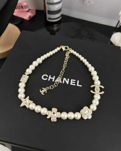 Chanel Pearl Clavicle Necklace - Image 3