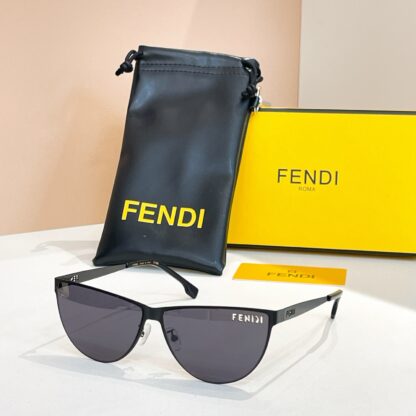 FENDI fashion trend sunglasses - Image 5