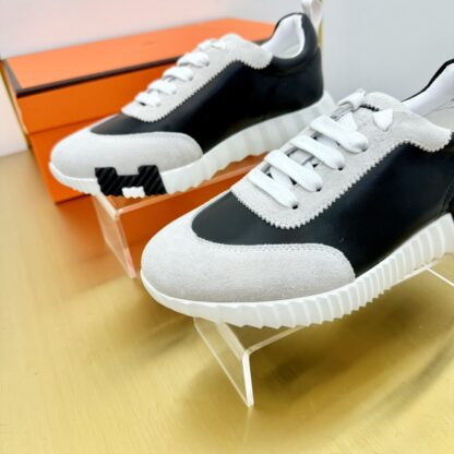 Hermes Spring and Summer Couples British Grey and Black Color Matching Sports Casual Shoes - Image 4