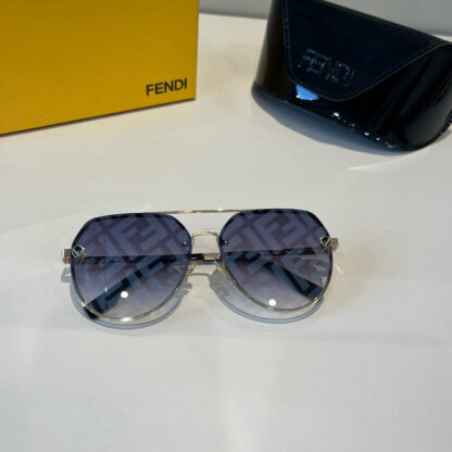 FENDI fashion trend sunglasses - Image 5