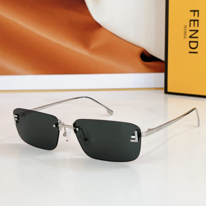FENDI fashion trend sunglasses - Image 5