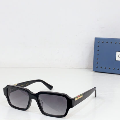 Gucci fashion sunglasses - Image 4