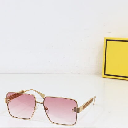 FENDI fashion trend sunglasses - Image 5