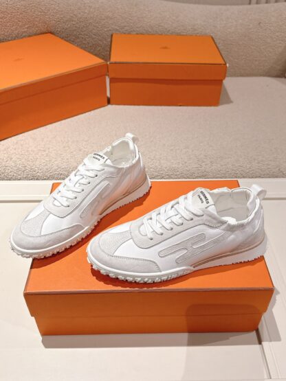 Hermès white and grey goatskin contrasting sneakers, 2cm thick sole - Image 4