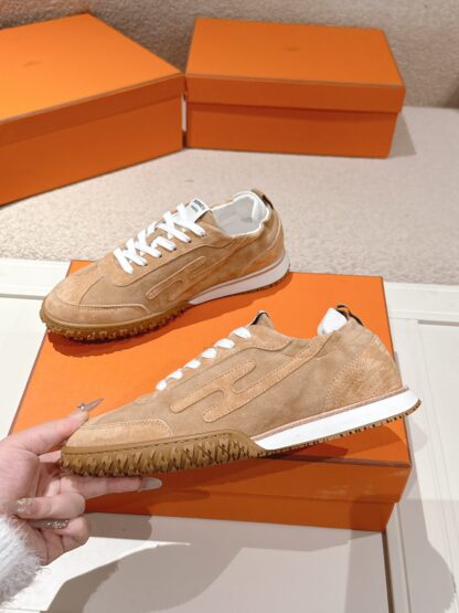 Hermès apricot brown goatskin contrasting sneakers, 2cm thick sole - Image 4