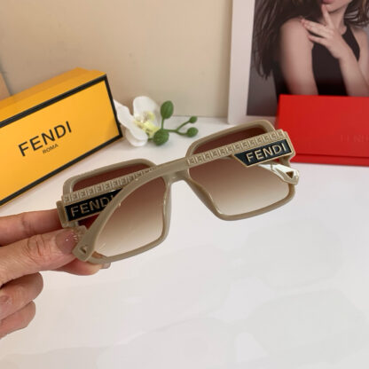 FENDI fashion trend sunglasses - Image 6