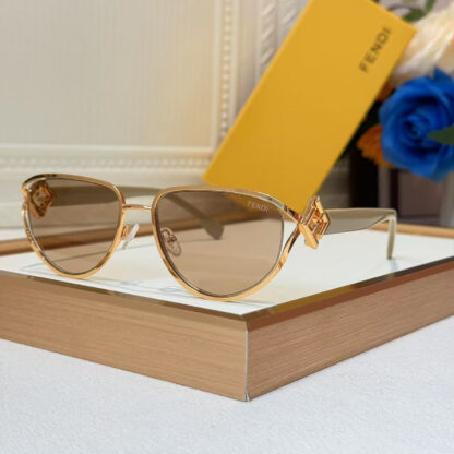 FENDI fashion trend sunglasses - Image 6