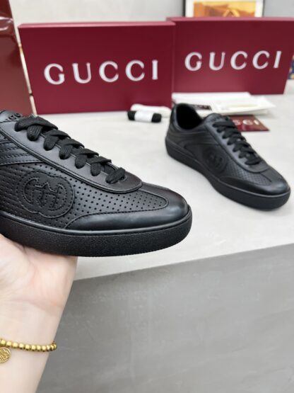 Gucci classic design German training elements catwalk model - Image 6