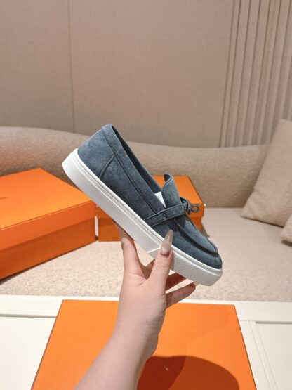 Hermès new kelly buckle thick-soled dark blue loafers - Image 5