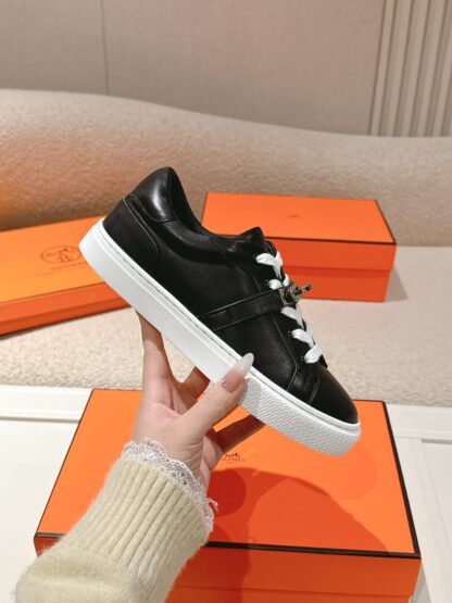 Hermes couple black and white silver kelly shoe buckle classic flat casual shoes - Image 5
