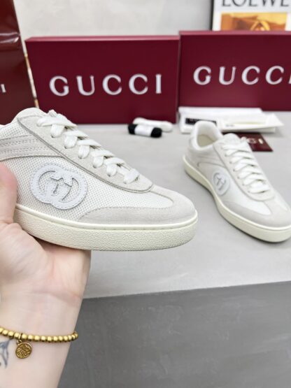 Gucci classic design German training elements catwalk model - Image 5