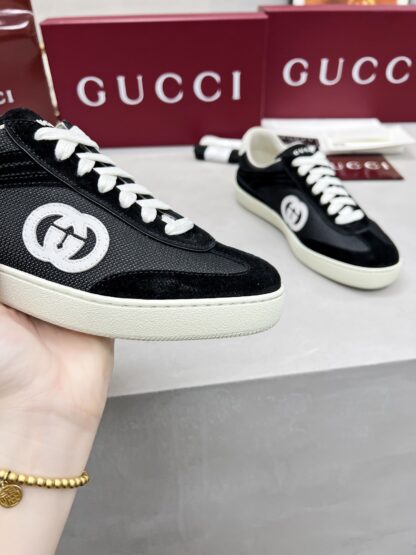 Gucci classic design German training elements catwalk model - Image 6