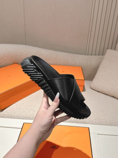 Hermes black brown comfortable casual style cross-slippers - Image 5
