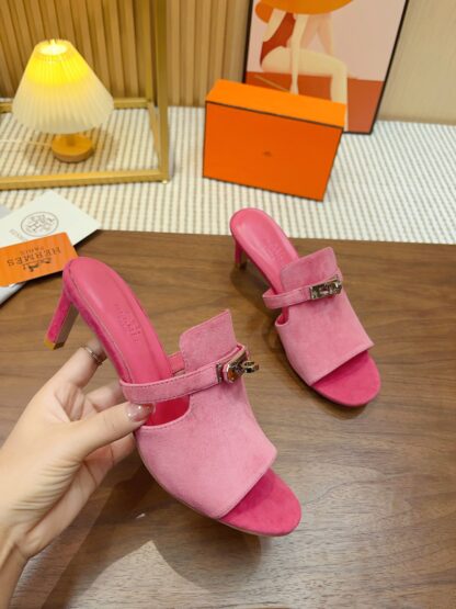 Hermès pink handmade stiletto sandals - Image 5