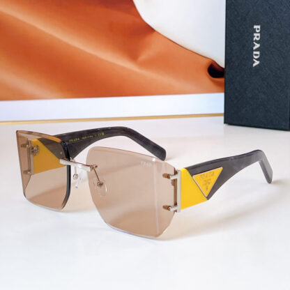 Prada fashion trend sunglasses - Image 5