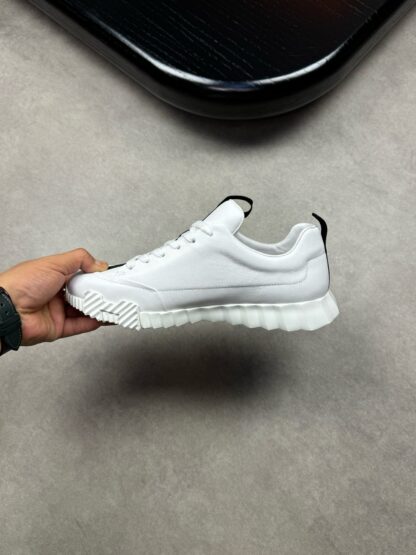 Hermes high-end noble white and black color matching thick-soled casual shoes - Image 5