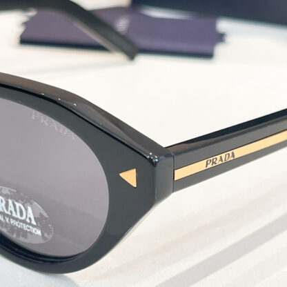 Prada fashion trend sunglasses - Image 5