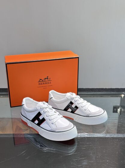 Hermes men's low-top comfortable white and black casual sports shoes - Image 5