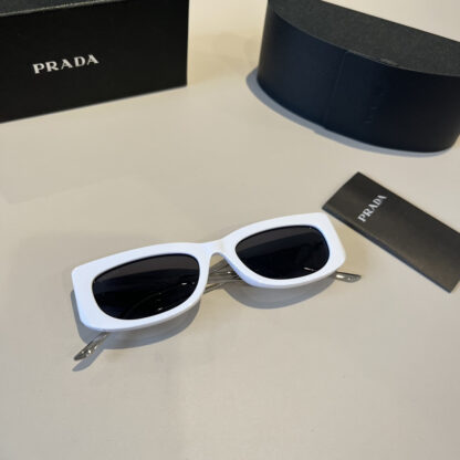 Prada fashion trend sunglasses - Image 6