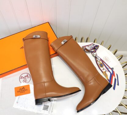 Hermès classic kelly buckle brown mid-calf boots - Image 5